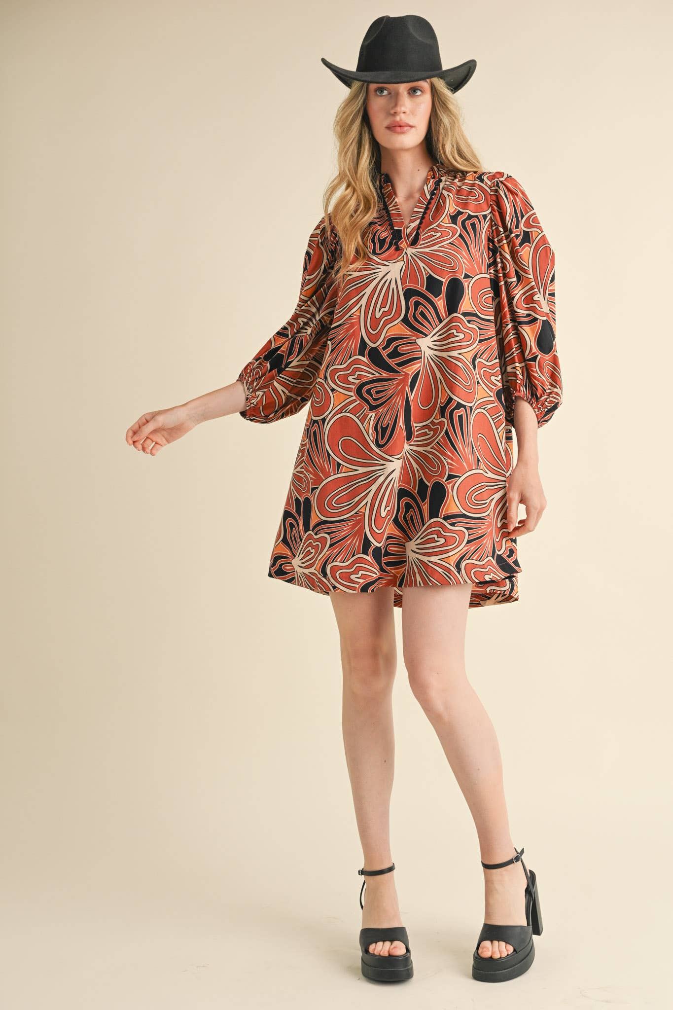 Ruffled V-Neck Mini Dress with Puff Sleeves – Scalloped Trim & A-Line Fit