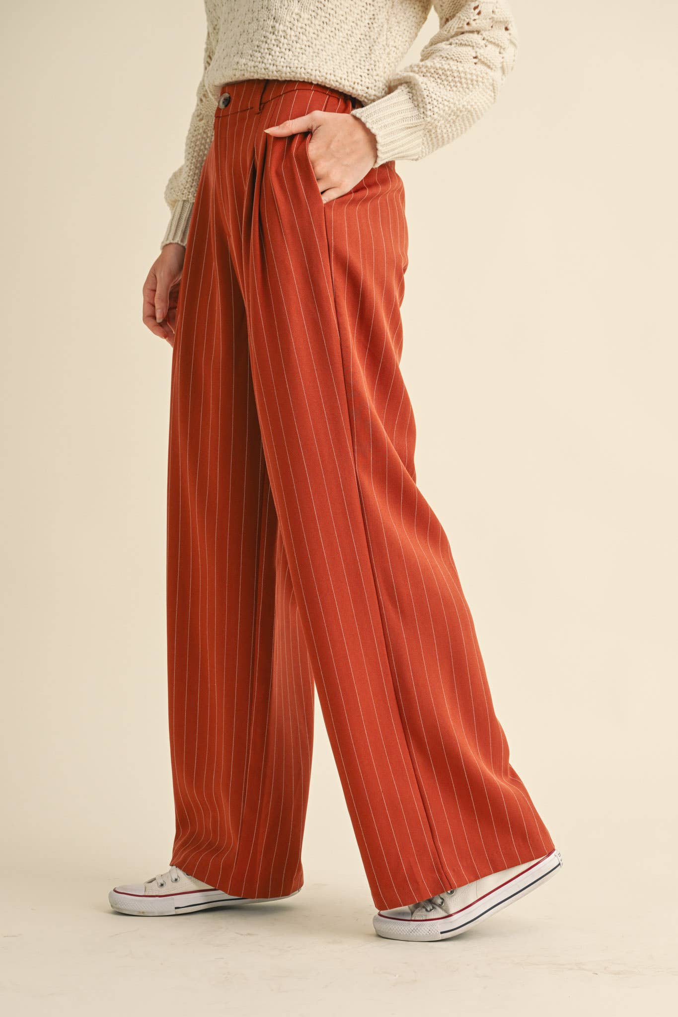 High-Waisted Pinstripe Wide Leg Trousers – Pleated Waist with Pockets & Zip Closure