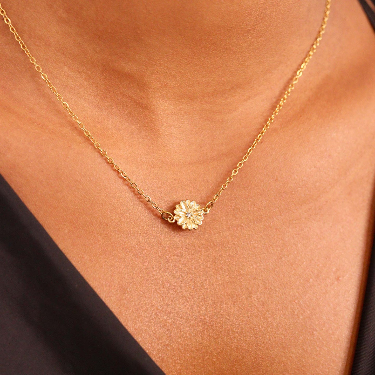 18K Gold PVD Stainless Steel Loop Connector Chain Necklace
