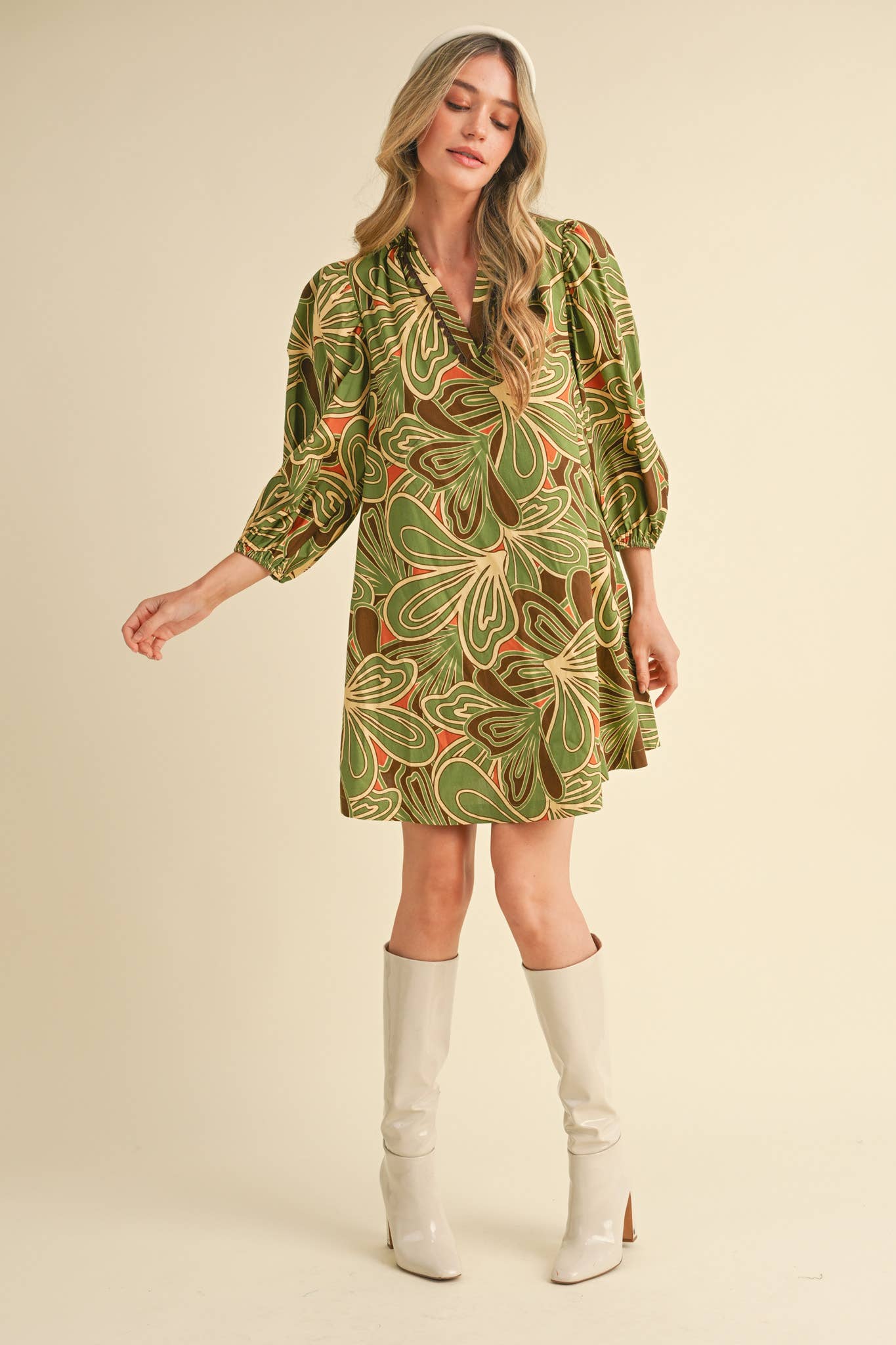 Ruffled V-Neck Mini Dress with Puff Sleeves – Scalloped Trim & A-Line Fit