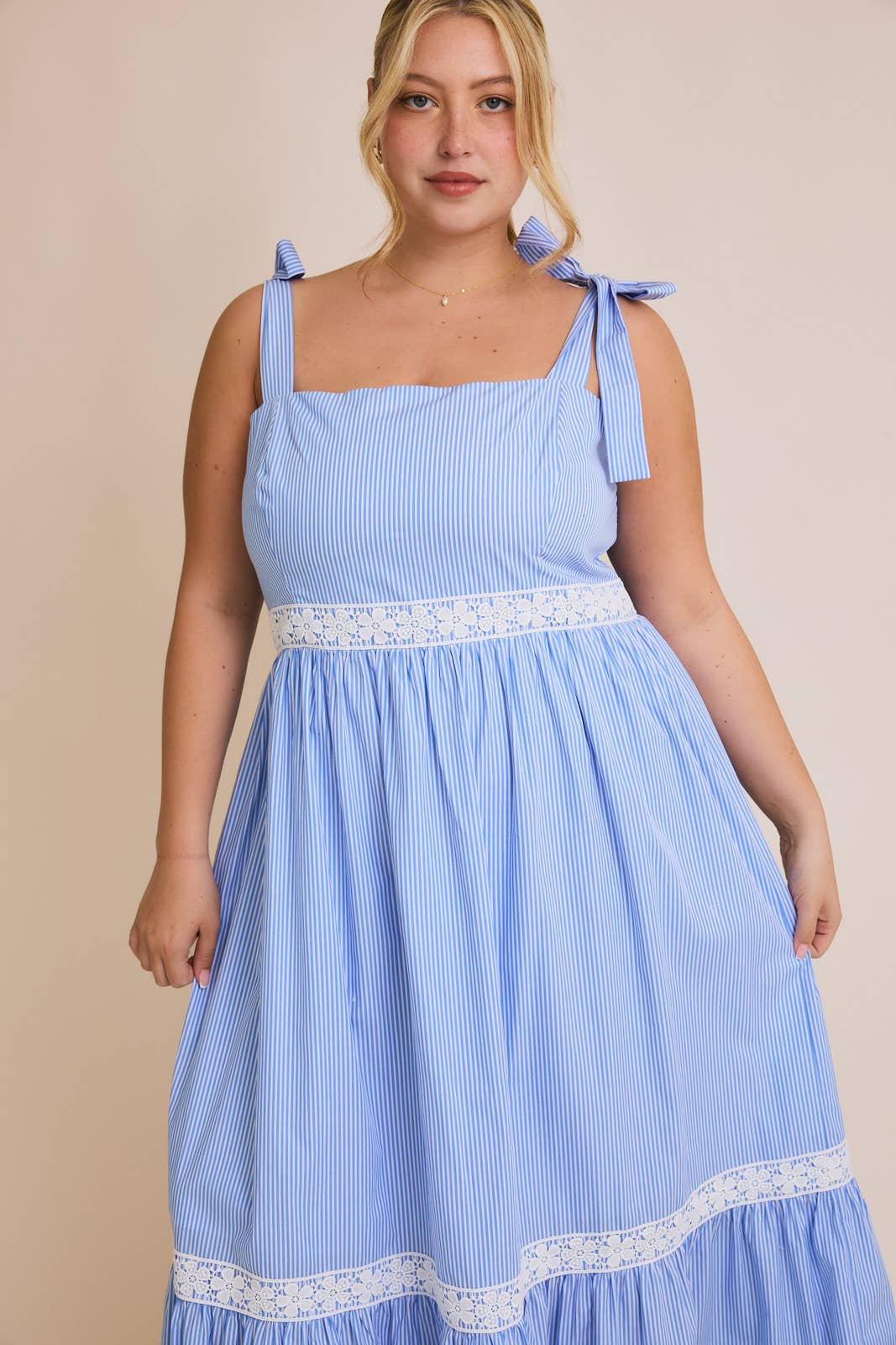 PLUS SQUARE NECK TIE STRAP LACE TIRM STRIPE DRESS