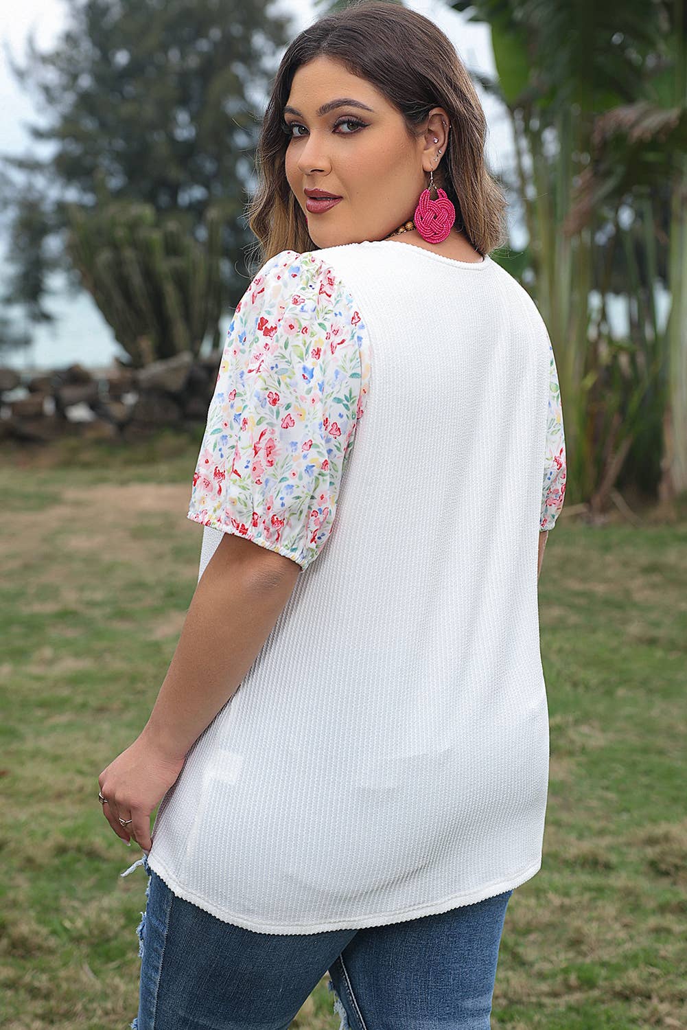 Floral Puff Sleeve Round Neck Ribbed Knit Plus Size Blouse: Plus Size / 3X / White