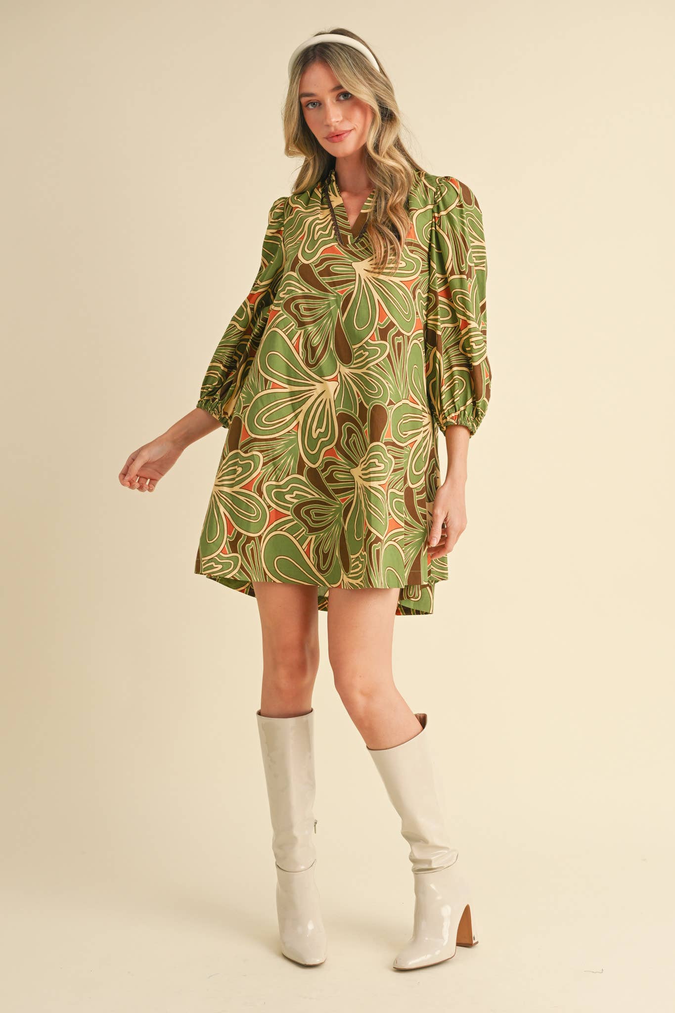 Ruffled V-Neck Mini Dress with Puff Sleeves – Scalloped Trim & A-Line Fit