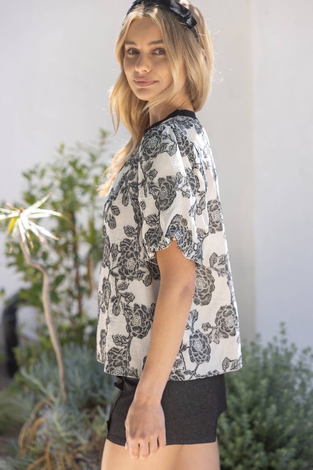 Floral Bubble Sleeve Top – Ribbed Round Neck Blouse